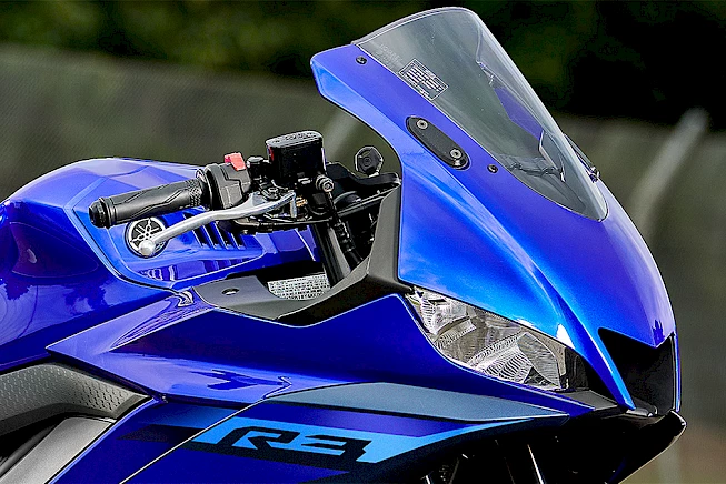 Yamaha R3