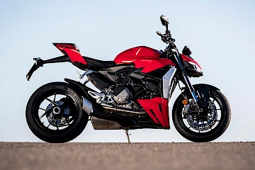 Ducati Streetfighter V2