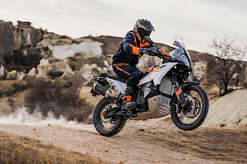 KTM 790 Adventure 2024