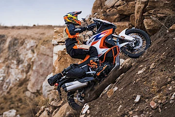 KTM 1290 Super Adventure R 2024