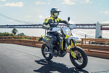 Husqvarna 701 Supermoto 2024