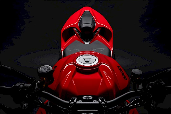 Ducati Streetfighter V2